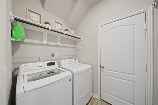 Building Photo - 7410 Arabian Moon Trail