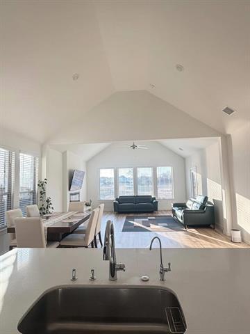 Building Photo - 2817 Riverview Rd