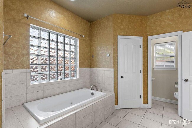 Building Photo - 5405 Blazing Star Ln