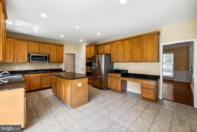 Building Photo - 9401 Old Settle Ct