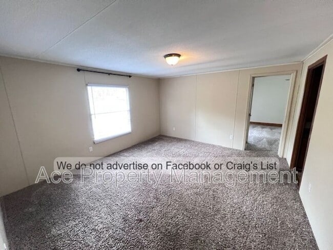 Building Photo - 2625 Tingen Rd