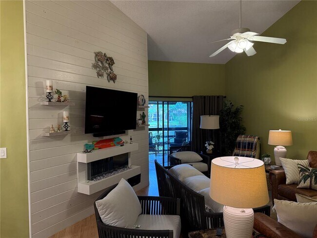 Building Photo - 5770 Ashton Lake Dr