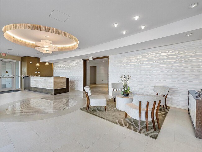 Building Photo - 550 S Ocean Blvd