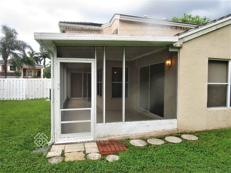 Building Photo - 5343 NW 53rd St