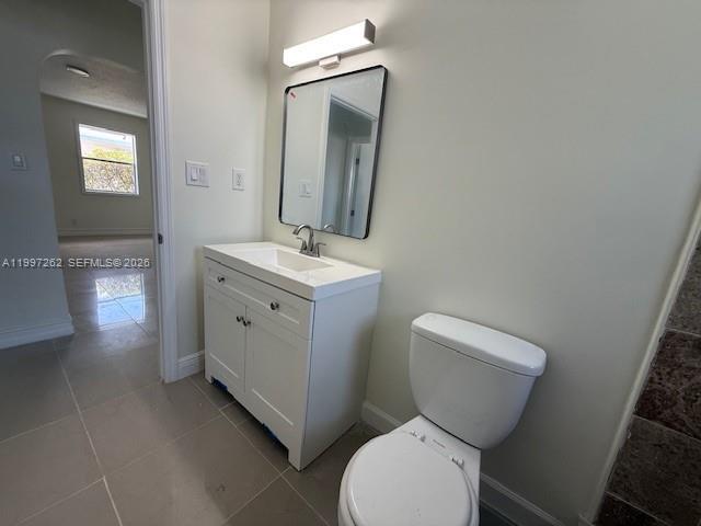 Building Photo - 2711 Dewey St