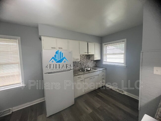 Building Photo - 6639 Carolina Ave