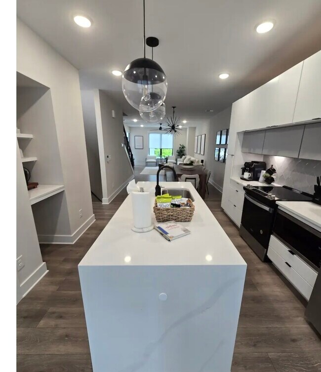 Building Photo - 4516 Radler Ct