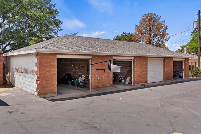Building Photo - 338 E 200 S