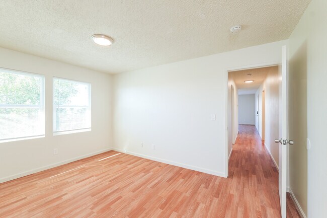 Building Photo - 233 Florida St