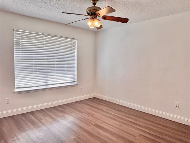 Building Photo - 201 Yosemite Dr