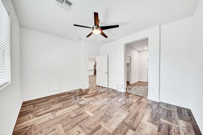 Building Photo - 9751 E Palladium Dr