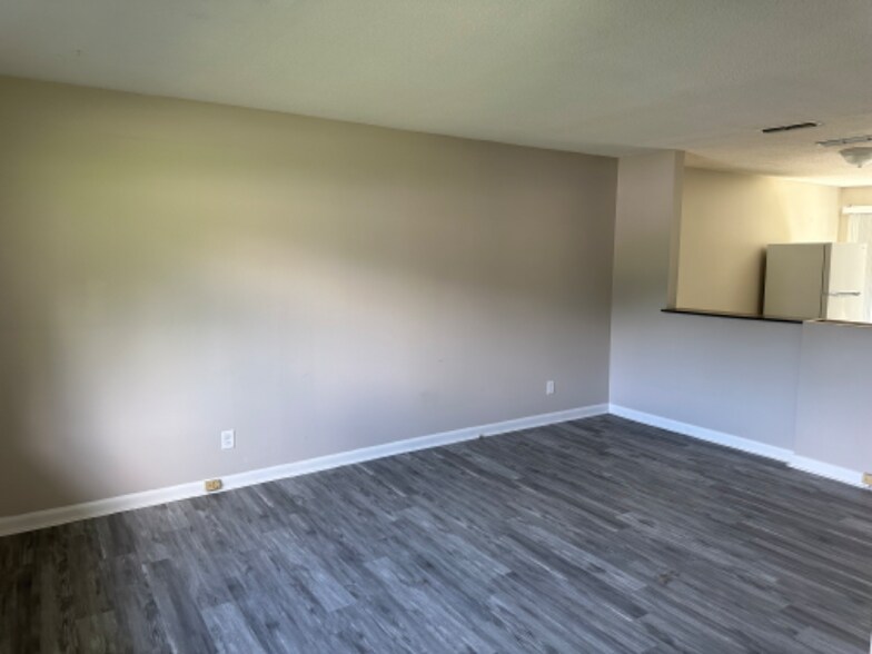 Building Photo - 3814 Cherwood Ln