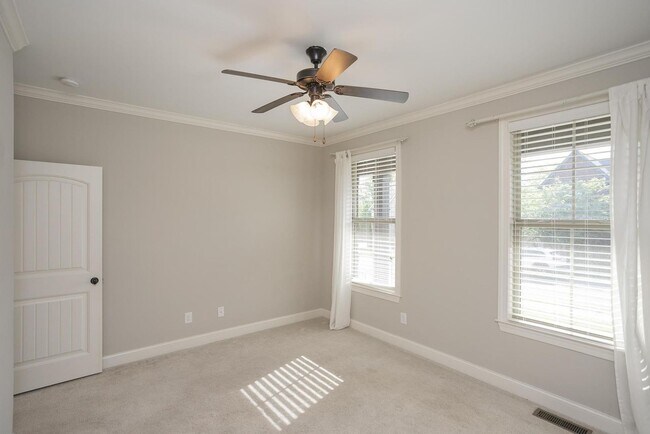 Building Photo - 7002 Brindle Ridge Way