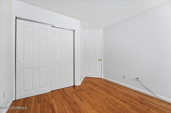 Building Photo - 3431 Bridge Ave