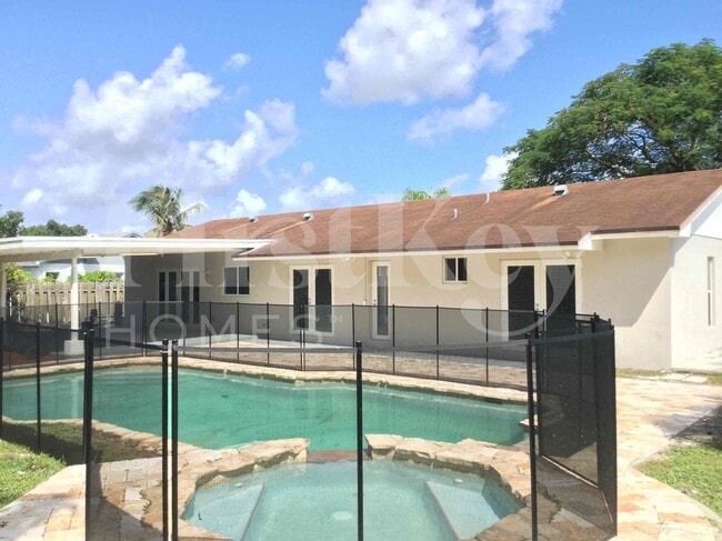 Building Photo - 19462 SW 87th Pl