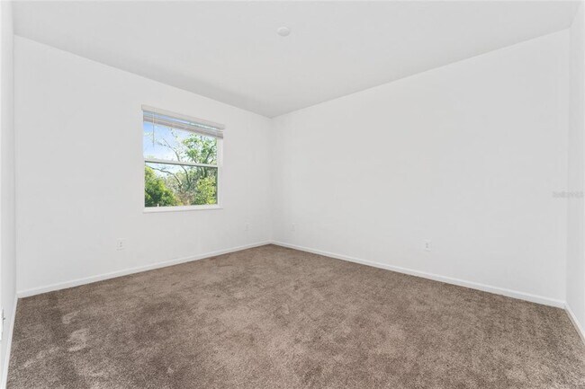 Building Photo - 860 Daring Dr