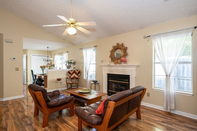 Building Photo - 510 Bridal Way Ct