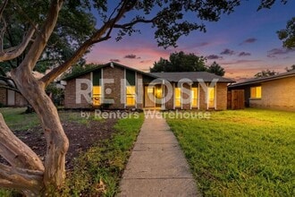 Building Photo - Renovated in Allen Ready to Be Your Home