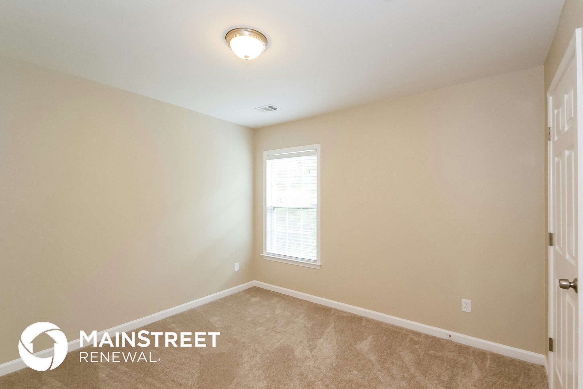 Building Photo - 3180 Elmendorf Dr NW