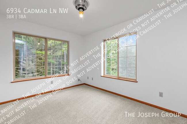 Building Photo - 6934 Cadmar Ln NW