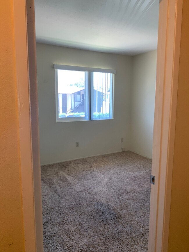 Building Photo - Cozy 2 Bed 1 Bath Home For Rent