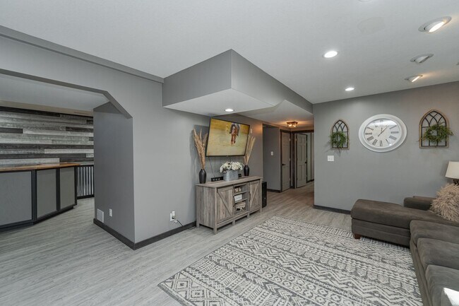 Building Photo - Spacious Home With Finished Basement And 3 Car Garage