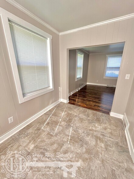 Dining/Laundry - Additional View - 567 Parkview Dr