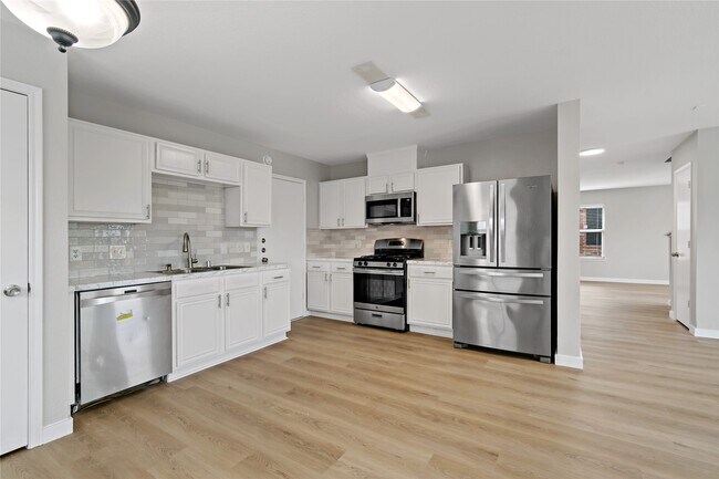 Building Photo - 3930 Brighton Springs Ln