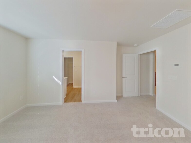 Building Photo - 1041 Bandon Dr