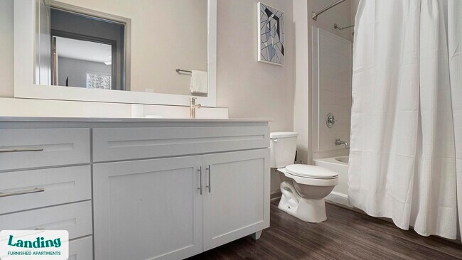 Building Photo - 900 E Six Forks Rd