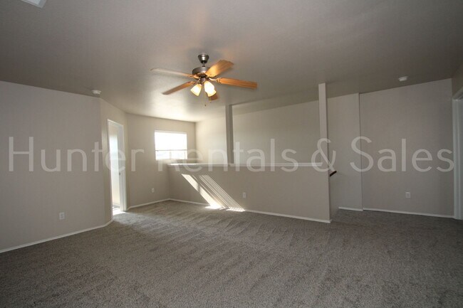 Building Photo - Gorgeous Two-Story Dream Home!