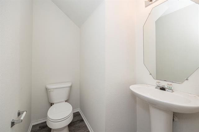 Building Photo - 1305 Auburn Dr