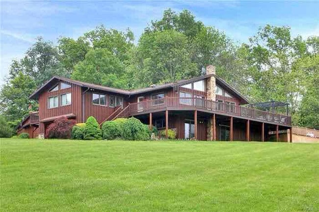 Primary Photo - 76 County Rte 51