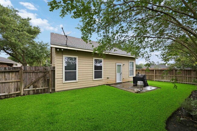 Building Photo - 10634 Kentington Oak Dr