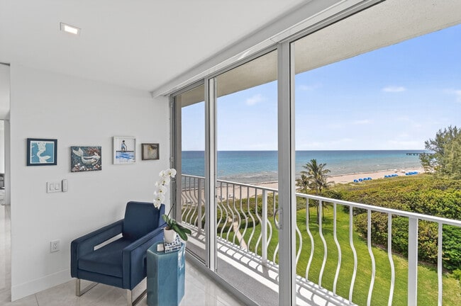 Building Photo - 2774 S Ocean Blvd
