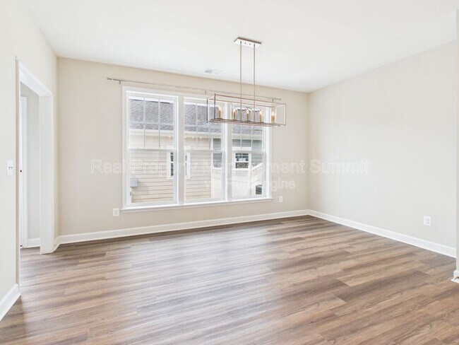 Building Photo - 3284 Charleston Blvd