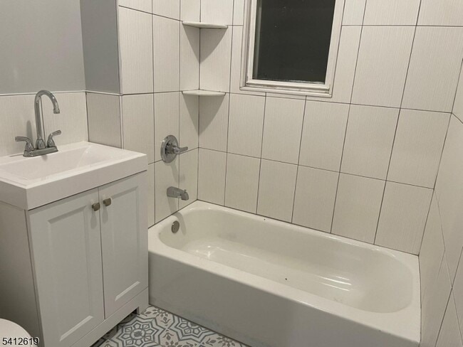 Building Photo - 219 Liberty Ave