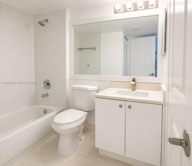 Building Photo - 2600 S University Dr