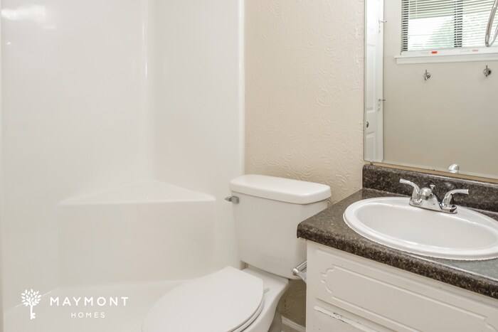 Building Photo - 2418 Oxmoor Ln SW