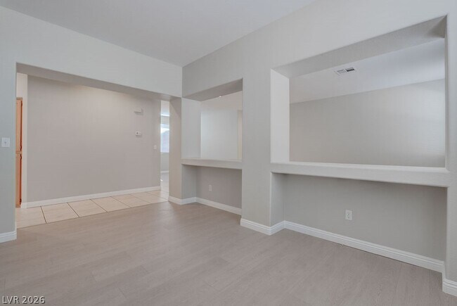 Building Photo - 9129 Drifting Bay St