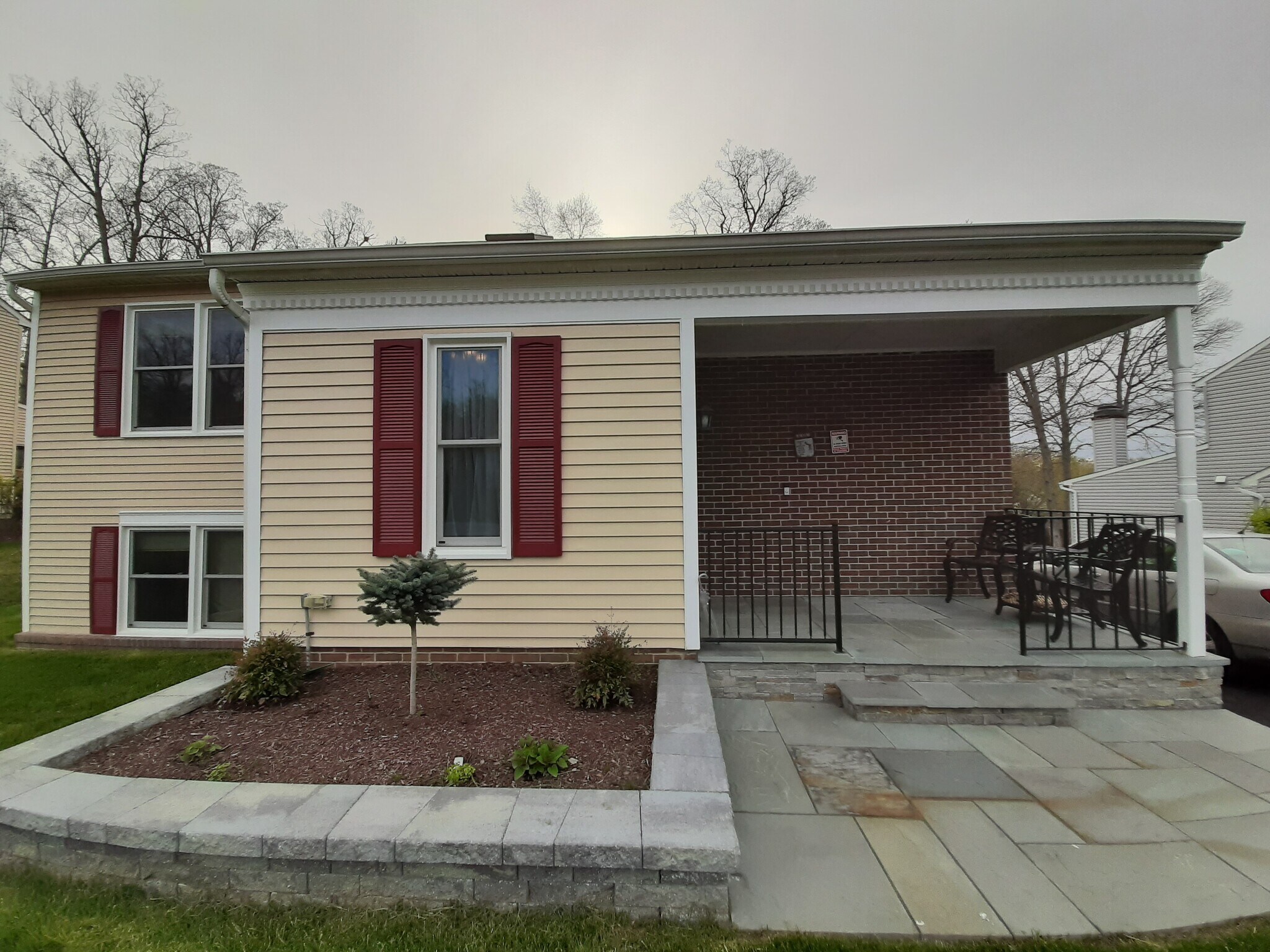 Building Photo - 8 Stout Run Ct
