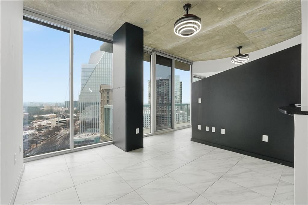 Building Photo - 3324 Peachtree Rd