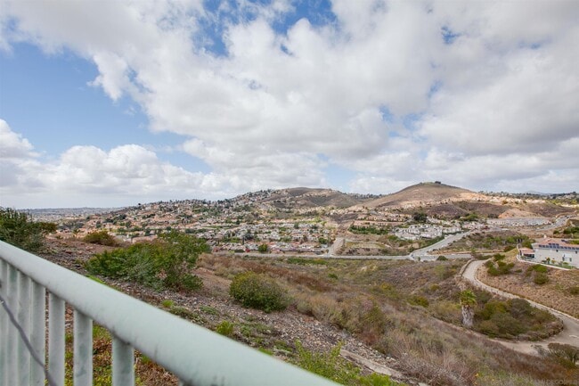Building Photo - 10394 Valley Waters Dr