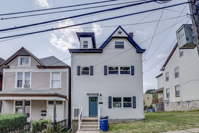 Building Photo - 19 Allen St