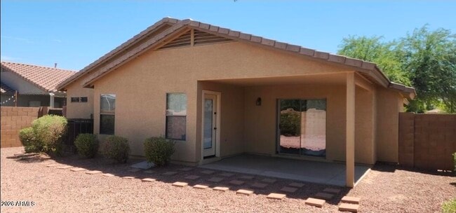 Building Photo - 2134 W Pleasant Ln