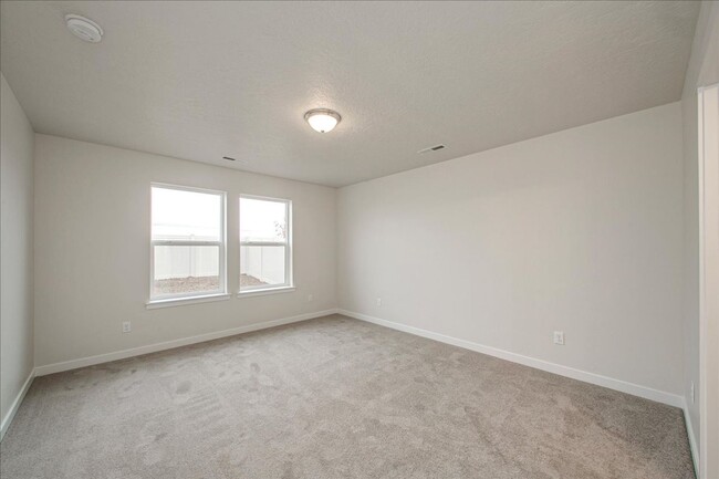 Building Photo - New Construction Nampa Home - Close to fre...