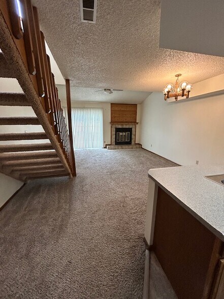 Building Photo - 403 Forest Edge Ln