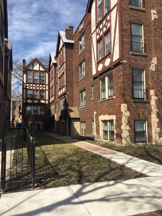 6440 N Troy St 6440 N Troy St Chicago IL 60645 Apartment Finder