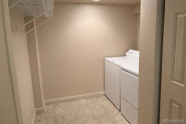 Building Photo - 9990 Grove St