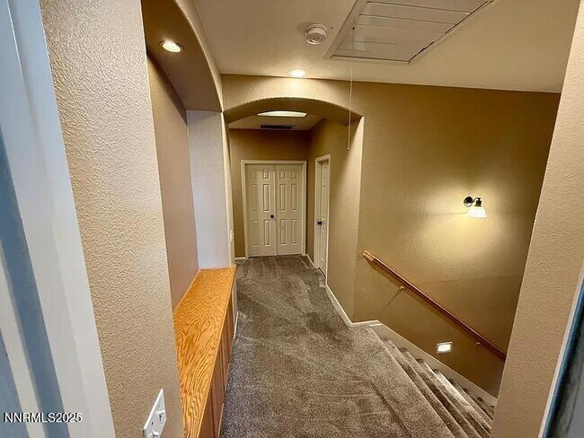 Building Photo - 965 Dolce Dr